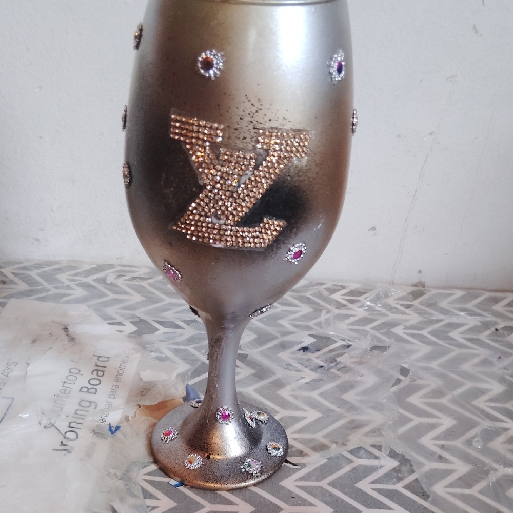 Elegant Silver Rhinestone Wine Glass